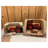 1/16 Scale Ertl Case (2)-items