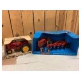 1/16 Scale Ertl Massey Harris (2)-items
