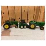 1/16 Scale Ertl John Deere (3)-rebuilder items