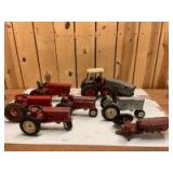 1/16 Scale Ertl International Harvester (7)-rebuilder tractors
