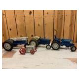 Various Scale Ertl/Hubley Ford/Fordson (4)-tractors