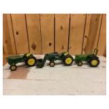 1/16 Scale Ertl John Deere (3)-wide front tractors w/fenders
