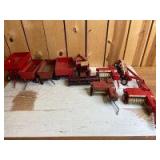 Various Scale Ertl International/Generic (9)-items