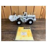 1/25 Scale First Gear International Harvester 560 Pay Loader