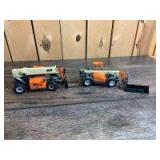 1/32 Scale JLG Industries JLG (2)-telehandlers
