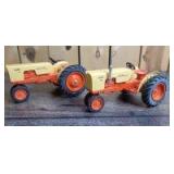 1/16 Scale Spec Cast Case (2)-narrow front tractors w/fenders