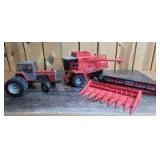 Various Scale Ertl/Scale Models Massey Ferguson (2)-items