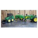 1/16 Scale Ertl John Deere (3)-items