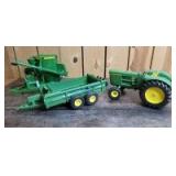 1/16 Scale Ertl John Deere (3)-items