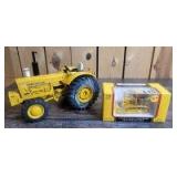 Various Scale Ertl/First Gear International Harvester (2)-industrial items