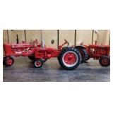 1/16 Scale Ertl Farmall/McCormick (3)-items