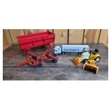 Various Scale Ertl/Carter/Franklin Mint International/Tru-Scale (4)-items