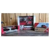 1/64 Scale Ertl/RC2 Case IH (3)-items