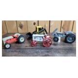 1/16 Scale Ertl/Scale Models (4)-items
