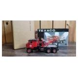 1/25 Scale First Gear 1953 Kenworth "Bull-Nose"