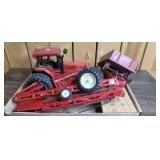 1/16 Scale Ertl, etc. International Harvester (7)-items