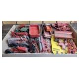 Various Scale Ertl/Slik, etc. Avery/Oliver/Minneapolis-Molineetc. (22)-rebuilder, etc. items