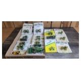 1/64 Scale Ertl John Deere (18)-items