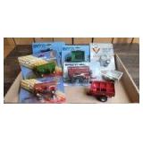 1/64 Scale Ertl/Spec Cast (8)-items