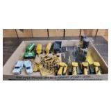 1/64 Scale Ertl Caterpillar (16)-items