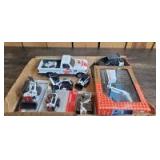 Various Scale RC2/New Clover/Maisto, etc. Bobcat (9)-items
