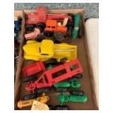 Various Scales Product Miniature/Auburn, etc. (13)-rubber/plastic items