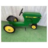 Pedal Scale Ertl John Deere Model 40