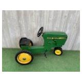 Pedal Scale Ertl John Deere Model 50