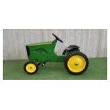 Pedal Scale Ertl John Deere 8520