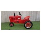 Pedal Scale Scale Models Farmall Super H
