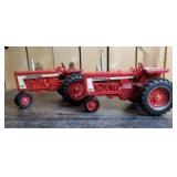 1/16 Scale Ertl Farmall (2)-narrow front tractors w/fenders