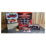 Various Scale Ertl/First Gear/CTH Collectibles International Harvester (5)-items