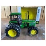 1/16 Scale TOMY John Deere Precision Elite 4450 Chase