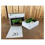 1/16 Scale Ertl John Deere Precision Classics 3010
