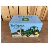 1/16 Scale Ertl John Deere 4230 Diesel