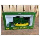 1/16 Scale Ertl John Deere 40 Crawler w/ Blade