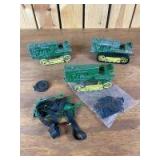 1/16 Scale Ertl John Deere (3)-Rebuilder Model 40 Crawlers