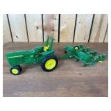 1/16 Scale Customized Ertl/Ertl John Deere (2)-items