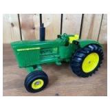 1/16 Scale Ertl John Deere 5020 Diesel