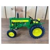 1/25 Scale RC2 John Deere 330S