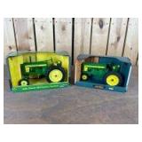 1/16 Scale Ertl John Deere 620 & 720 Row-Crop