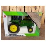 1/16 Scale Ertl John Deere Radio Controlled Tractor