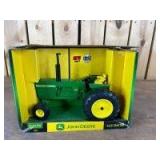 1/16 Scale RC2 John Deere 4320