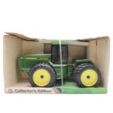 1/16th Ertl John Deere 8760