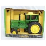 1/16th Ertl John Deere 4620 Diesel