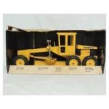 1/25th Ertl John Deere 590
