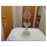 Glass base kerosene lamp