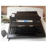 Electric typewriter
