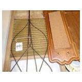 Rug beater, washboard, (2)-TV trays, and note holder