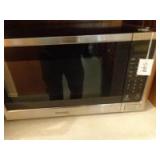 Kenmore microwave and Oster toaster oven